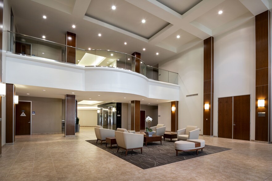 More Photos Of 2815 Townsgate Rd, Westlake Village Office Residential For Lease
