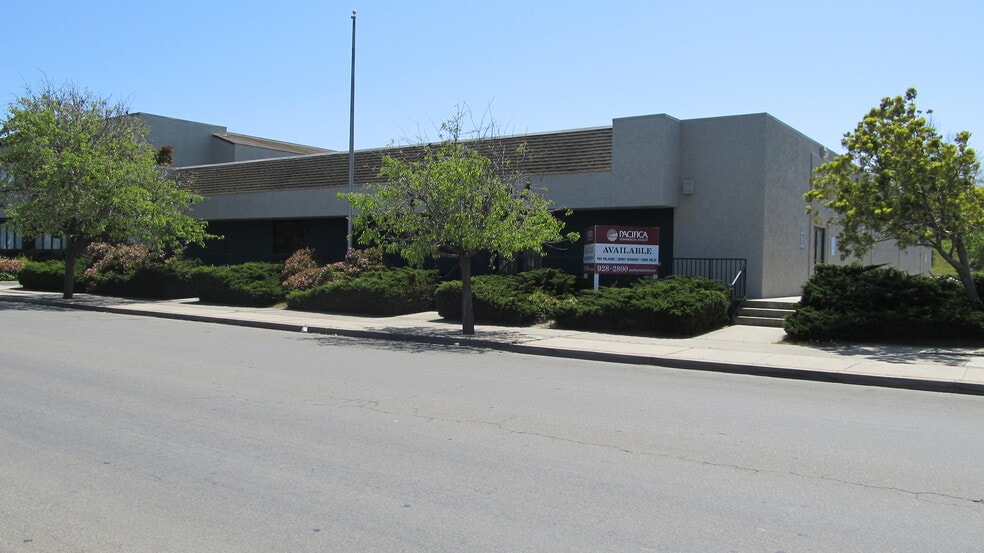 Primary Photo Of 302 Carmen Ln, Santa Maria Office For Lease