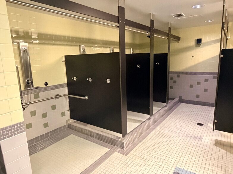 More Photos Of 110 John Scott Hwy, Steubenville Medical For Lease