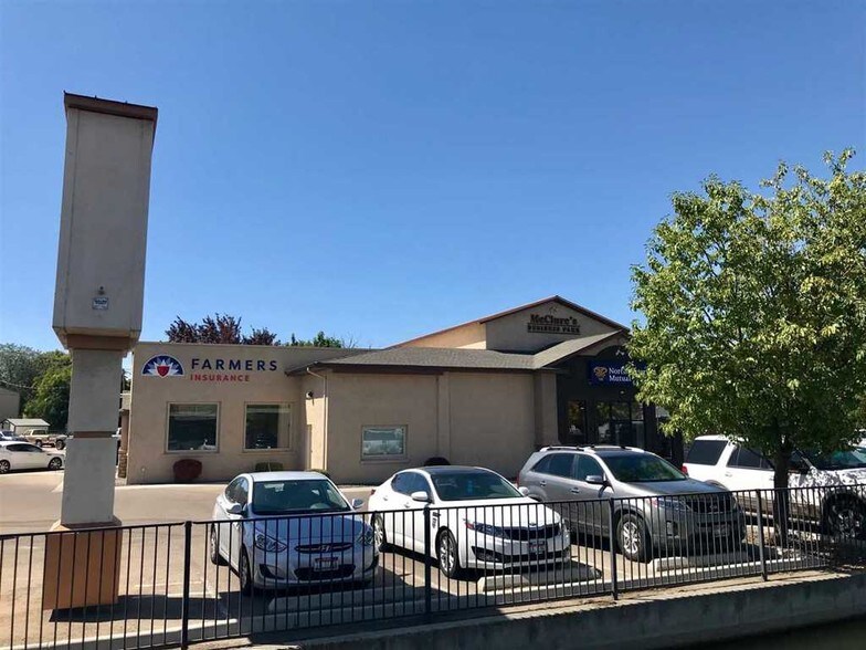 More Photos Of 98-100 McClure Ave, Nampa Office For Lease