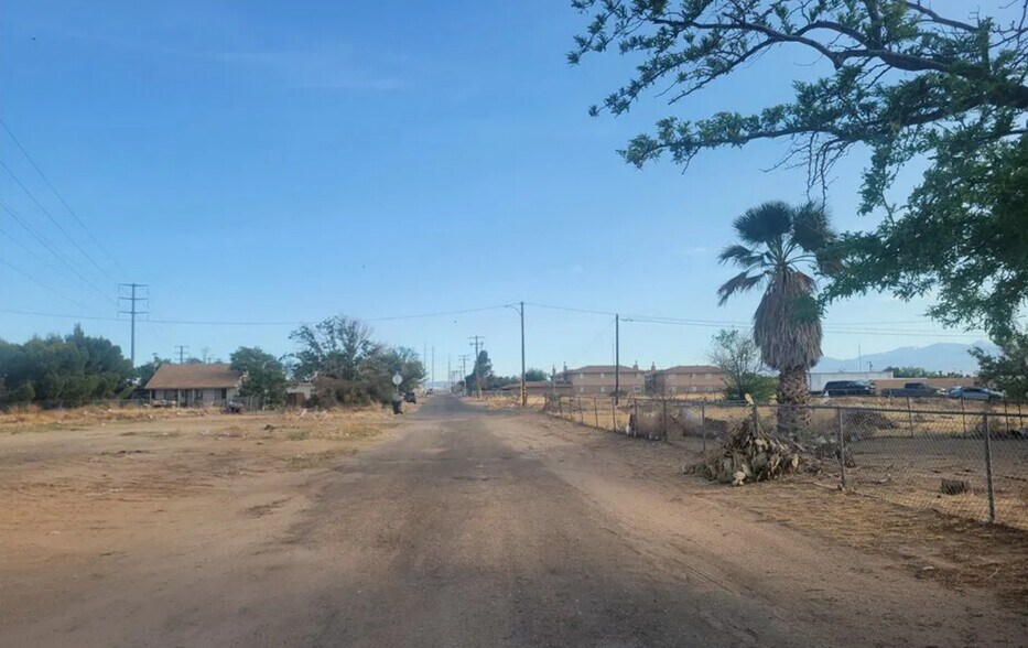 More Photos Of 18340 Delicious St, Adelanto Land For Sale