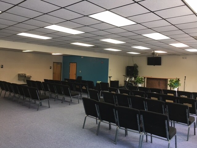 More Photos Of 2218 Statesville Blvd, Salisbury Warehouse For Sale