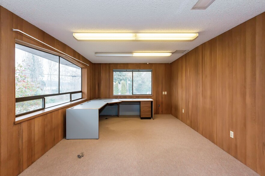 More Photos Of 9654 SE Southworth Dr, Port Orchard Industrial For Lease