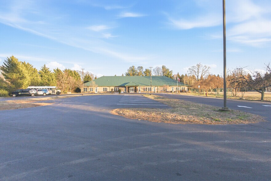 More Photos Of 10713 Tidewater Trl, Fredericksburg Schools For Sale