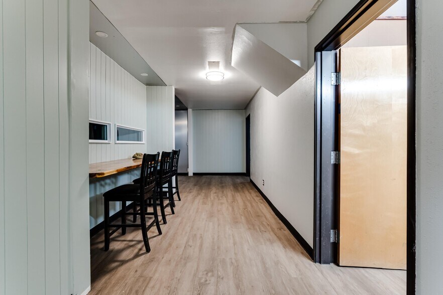 More Photos Of 810 S 2nd St, Harrisburg Warehouse For Sale