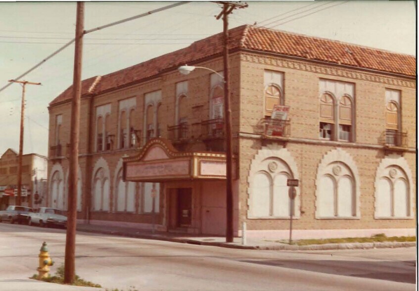 More Photos Of 2001 N Howard Ave, Tampa Office For Sale