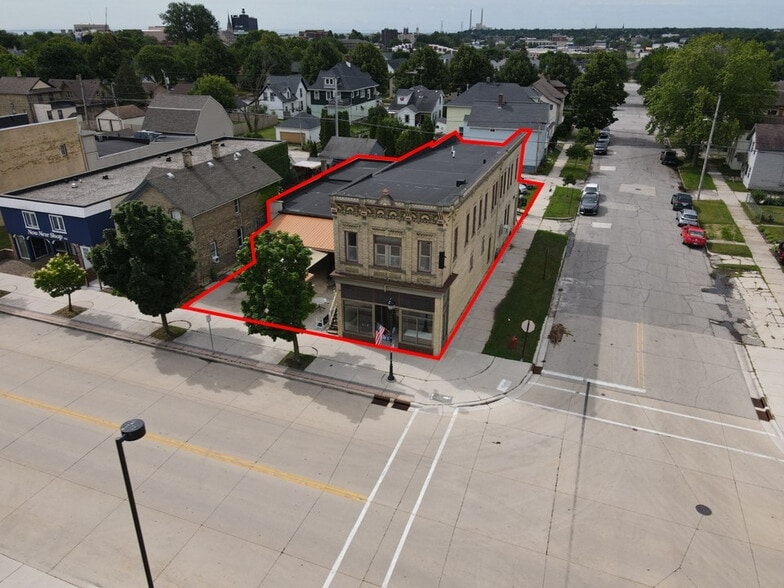 More Photos Of 1135A Michigan Ave, Sheboygan Office For Sale