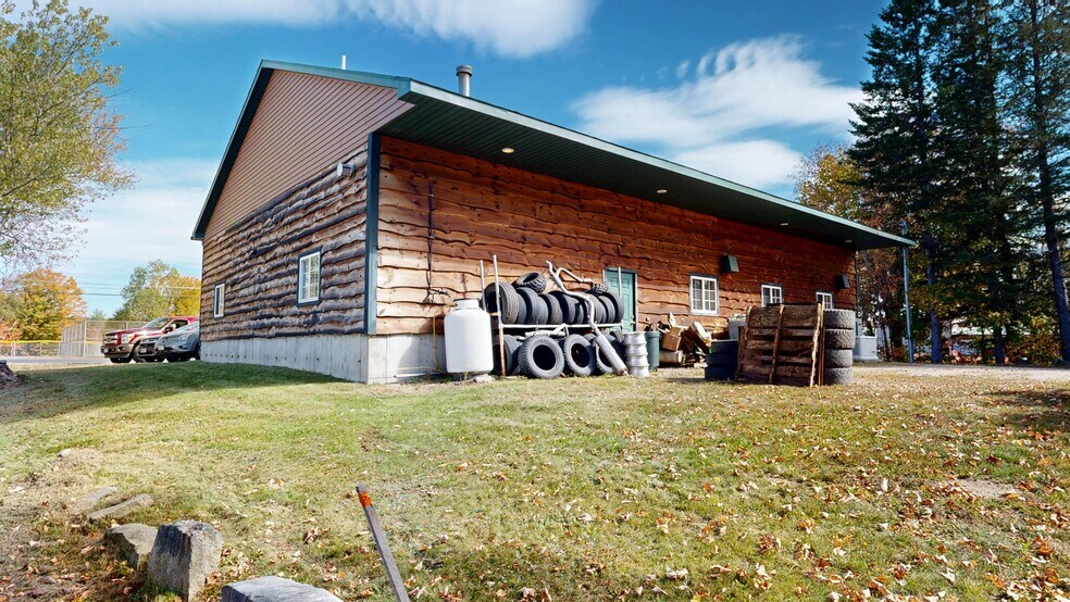 More Photos Of 48 S Main St, Andover General Retail For Sale