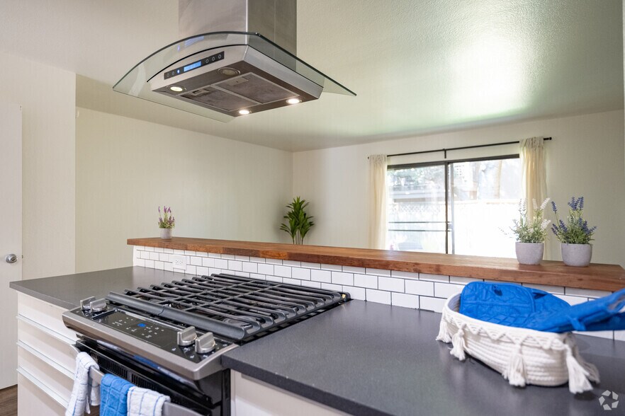 More Photos Of 801 Dutton Ave, Santa Rosa Apartments For Sale