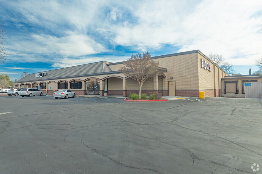 More Photos Of 8700-8760 La Riviera Dr, Sacramento Unknown For Lease