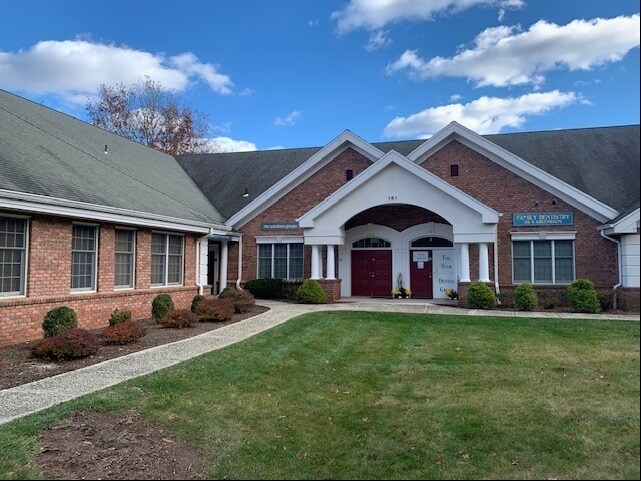 More Photos Of 161 Washington Valley Rd, Warren Medical For Sale