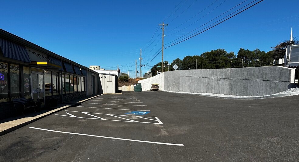 More Photos Of 139 New Hope Rd, Lawrenceville Warehouse For Sale