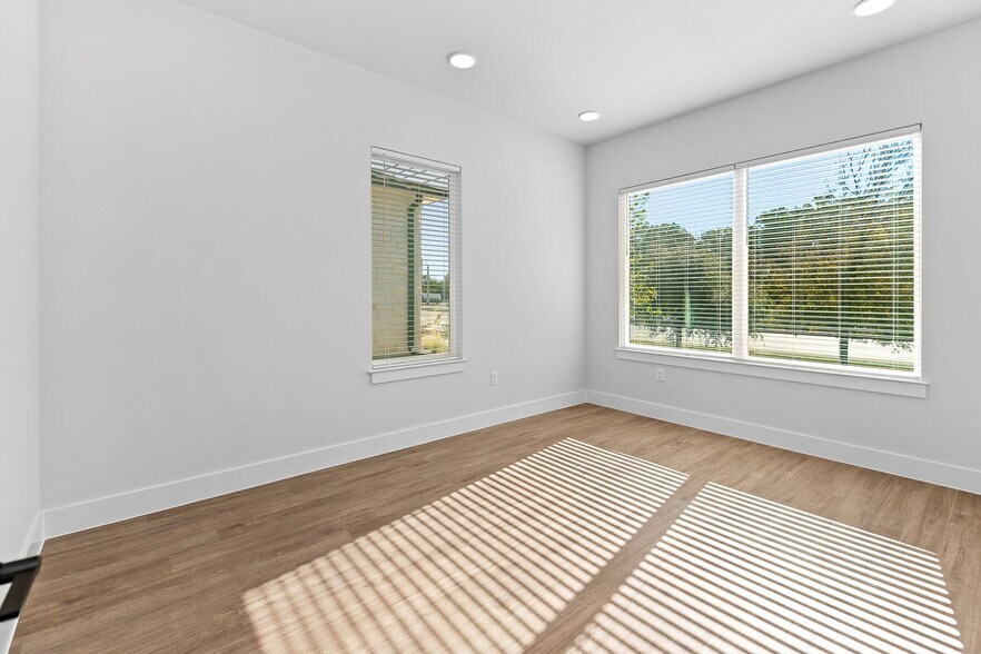 More Photos Of 3835 County Road 175 rd, Leander Unknown For Lease