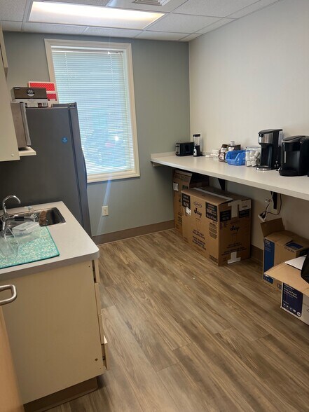 More Photos Of 3320 Old Jefferson Rd, Athens Medical For Sale