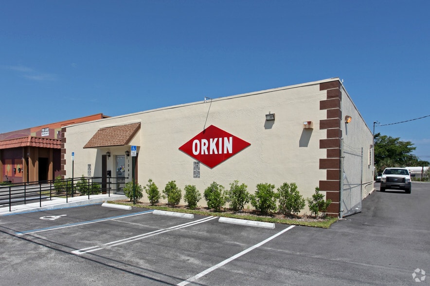 Primary Photo Of 1040 S Andrews Ave, Pompano Beach Light Distribution For Sale