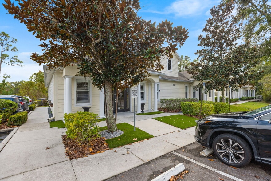 More Photos Of 1868 Highland Oaks Blvd, Lutz Medical For Lease