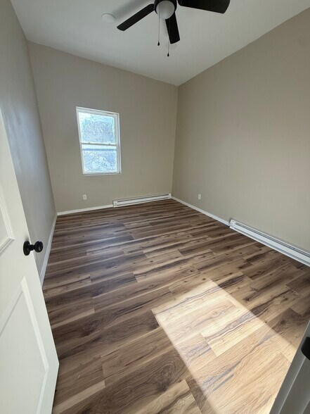 More Photos Of 42-44 Main St, Dallas Storefront Retail Residential For Sale