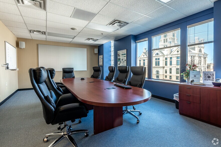 More Photos Of 11 E Church St, Marshalltown Unknown For Sale