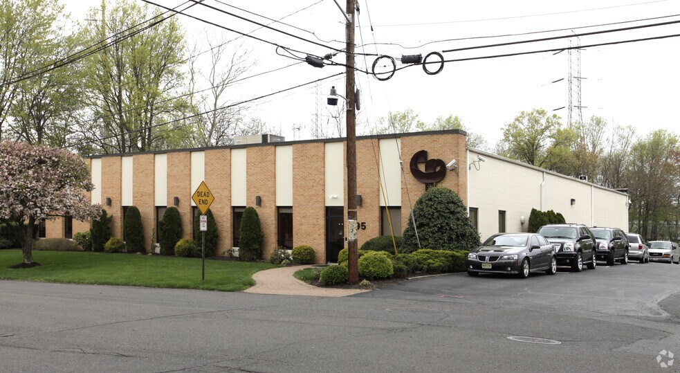 More Photos Of 95 Dermody St, Cranford Research And Development For Sale