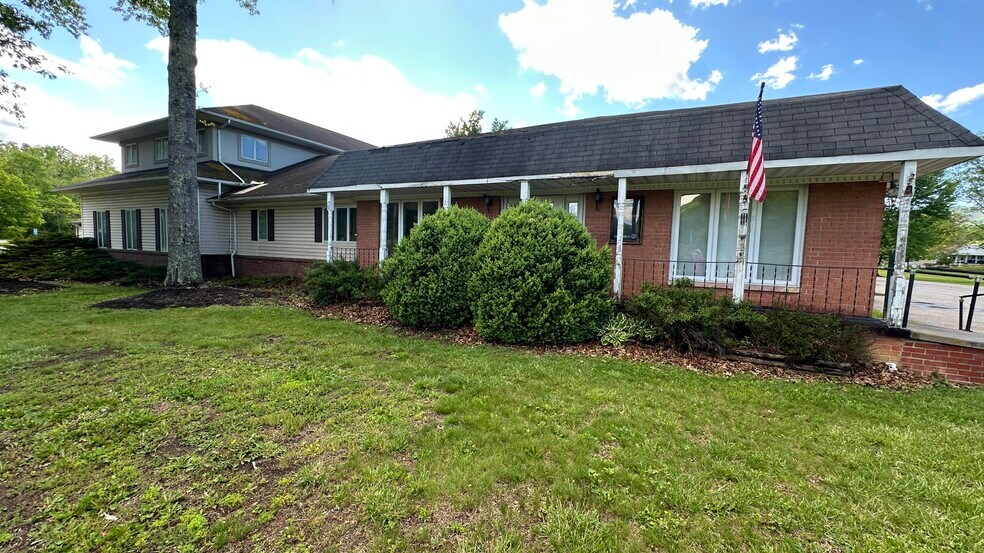More Photos Of 444 Elmwood Ave, Alderson Medical For Sale