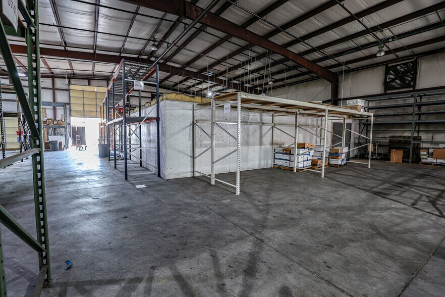 More Photos Of , Paducah Unknown For Sale