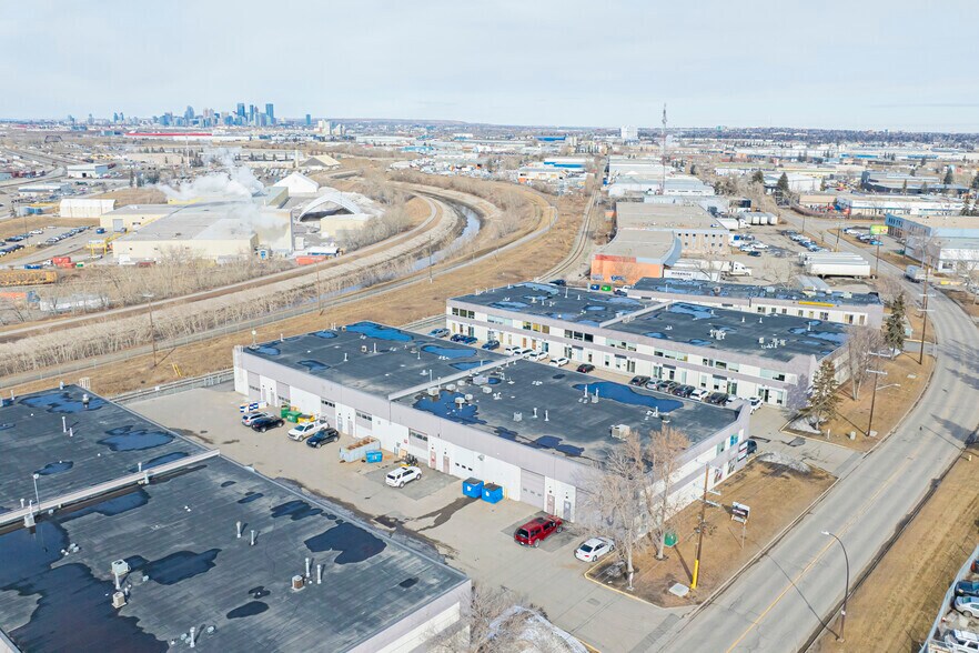 More Photos Of 7003 30th St SE, Calgary Warehouse For Sale