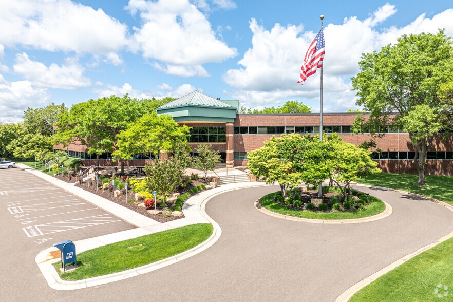 Primary Photo Of 3535 Vadnais Center Dr, Vadnais Heights Medical For Lease