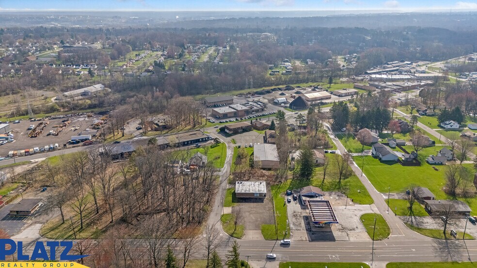 More Photos Of 661 S Meridian Rd, Youngstown Freestanding For Sale