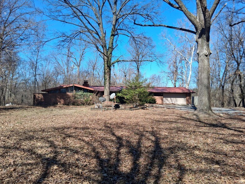 Primary Photo Of 2911 N Center St, Maryville Office For Sale