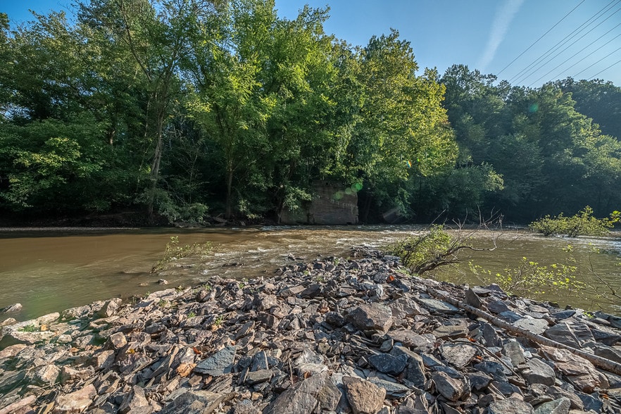 More Photos Of 8751 Birmingham Dr, Manassas Park Land For Sale