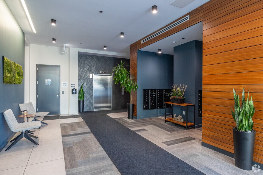 More Photos Of 1980 N Milwaukee Ave, Chicago Apartments For Lease