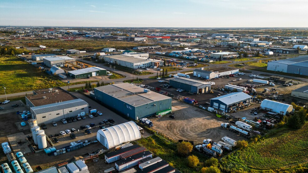 More Photos Of 605 15th Ave, Nisku Industrial For Sale