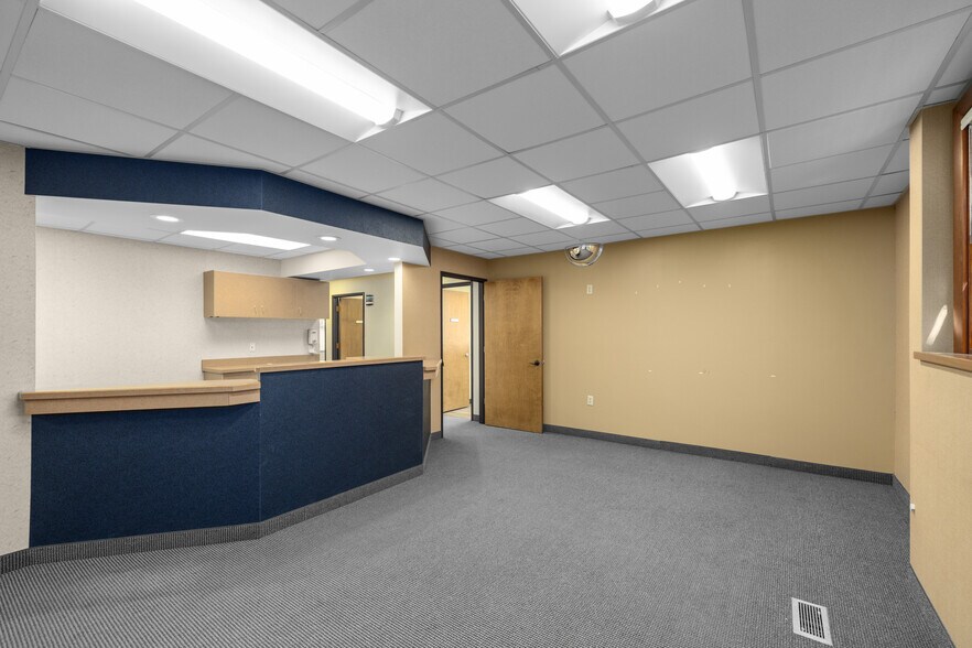 More Photos Of 1250 Burns Way, Kalispell Medical For Lease