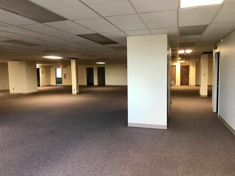 More Photos Of 245 Main St, Ridgefield Park Office For Lease