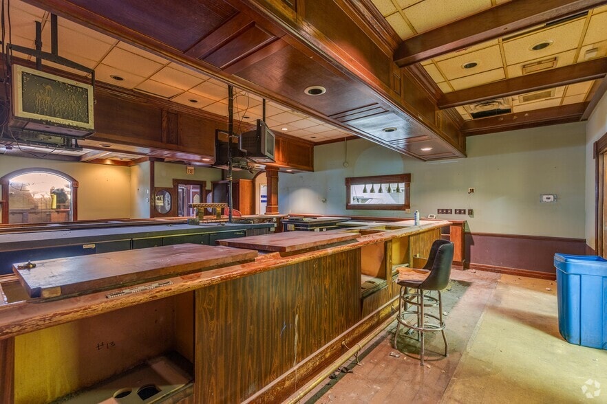 More Photos Of 3969 Las Vegas Blvd S, Las Vegas Bar For Lease