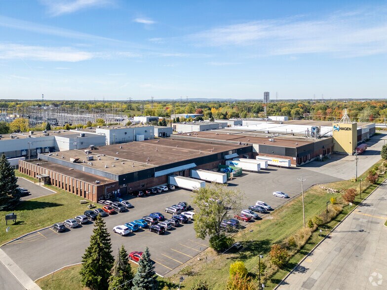 More Photos Of 3235 Rue Guénette, Montréal Warehouse For Lease