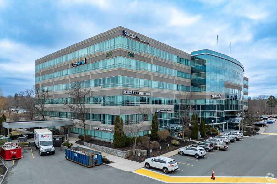 Primary Photo Of 500 Cummings Ctr, Beverly Coworking Space