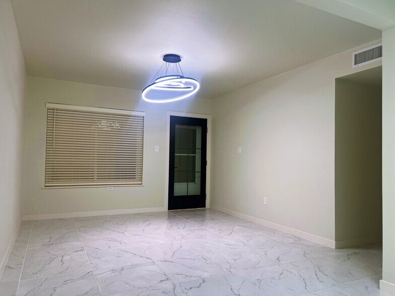 More Photos Of 7531 Wilcox Dr, El Paso Healthcare For Sale