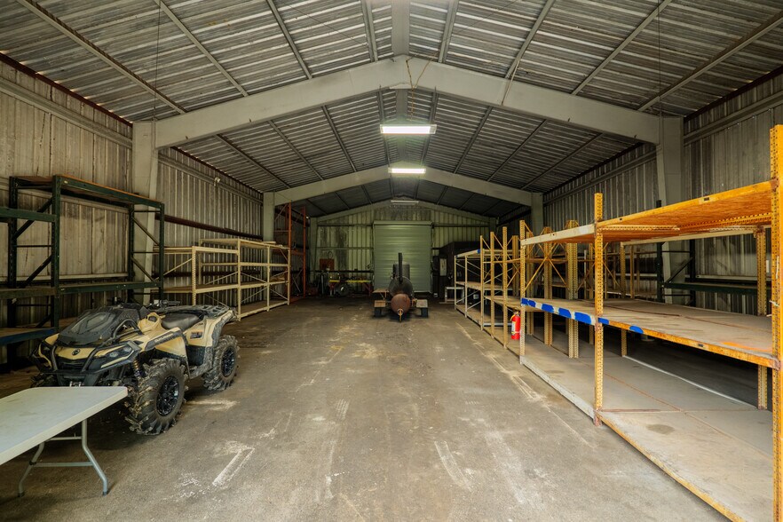 More Photos Of 450 W Highway 64, Lakeland Warehouse For Lease