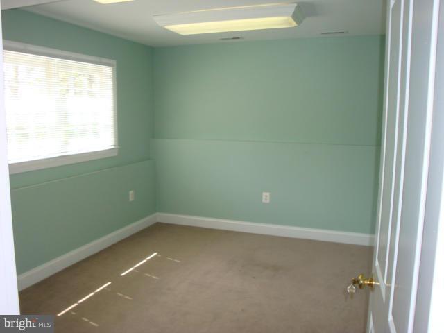 More Photos Of 170 W Main St, Purcellville Office Residential For Lease