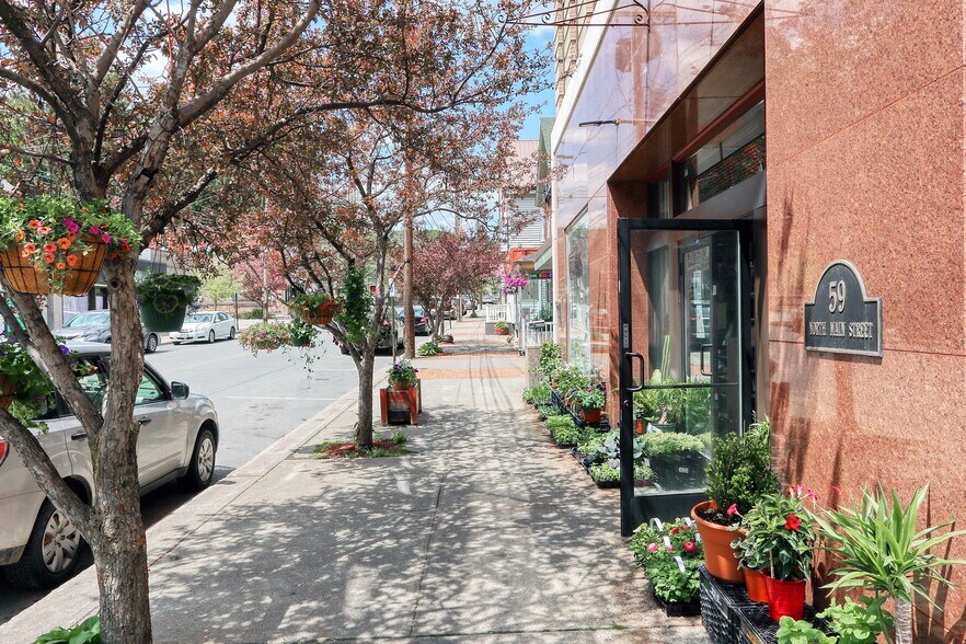 More Photos Of 59 N Main St, Liberty Loft Creative Space For Sale