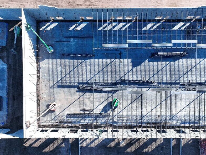 More Photos Of 3955 Anchuca Dr, Lakeland Industrial For Lease