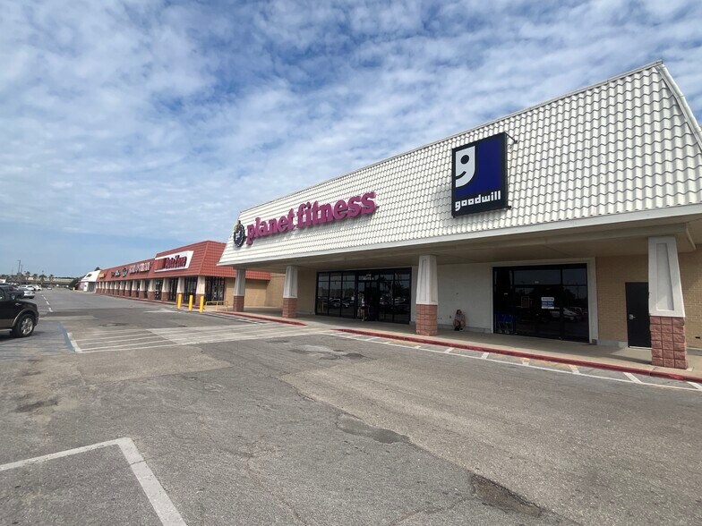 Primary Photo Of 320-344 Highway 90, Waveland General Retail For Sale