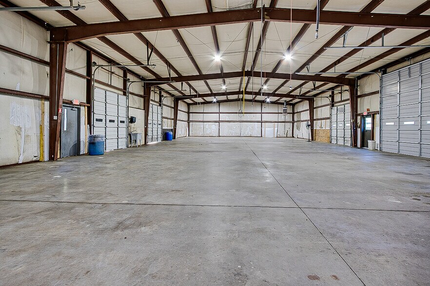 More Photos Of 174 LeWallen Rd, Asheboro Auto Repair For Lease