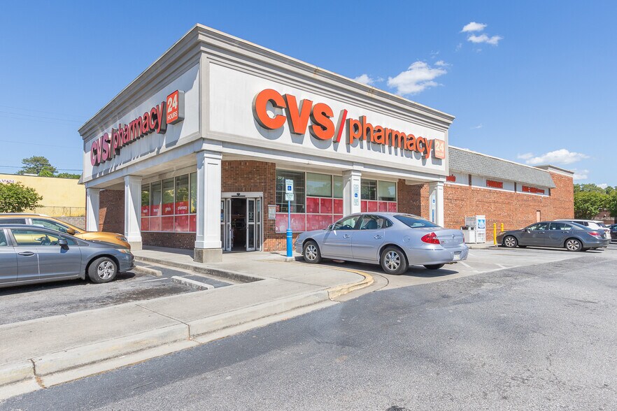 More Photos Of 2814 N Main St, Anderson General Retail For Sale