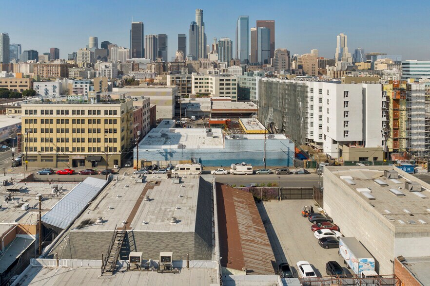 More Photos Of 432-440 S Towne Ave, Los Angeles Industrial For Sale