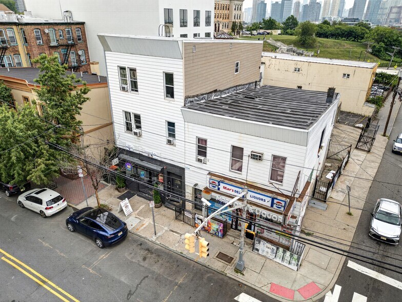 Primary Photo Of 154 Chestnut Ave, Jersey City Restaurant For Sale
