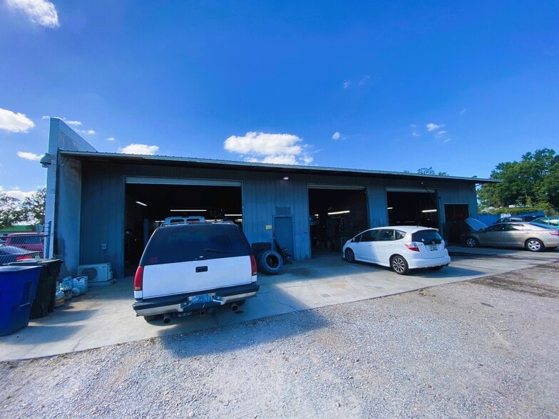 More Photos Of 5004 15th E st, Bradenton Industrial For Sale