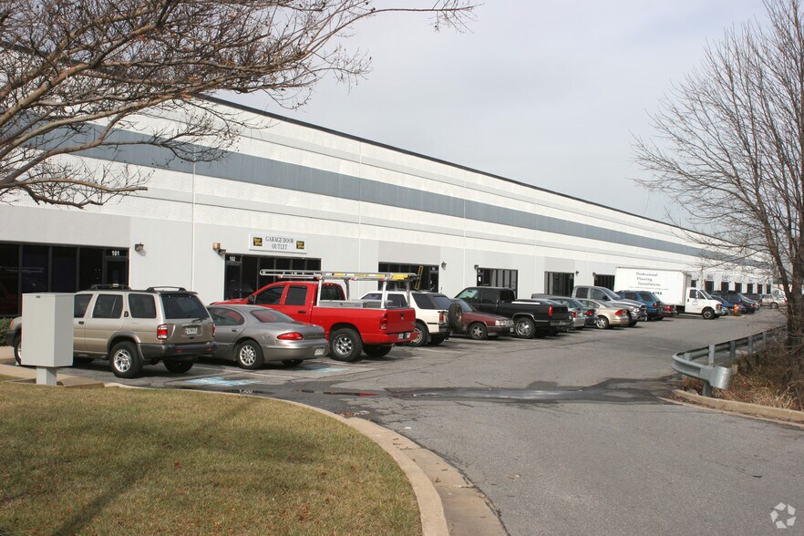 More Photos Of 8306 Patuxent Range Rd, Jessup Warehouse For Lease