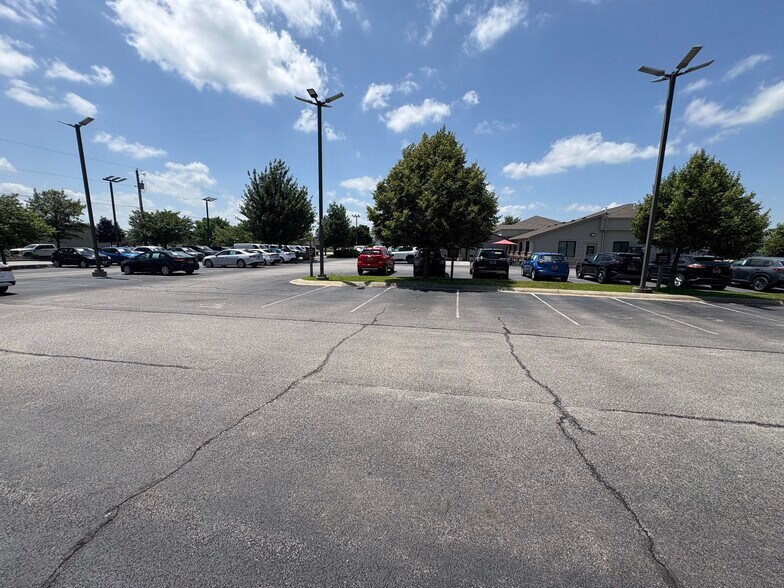 More Photos Of 2306 IFCU way, Lafayette Auto Dealership For Sale